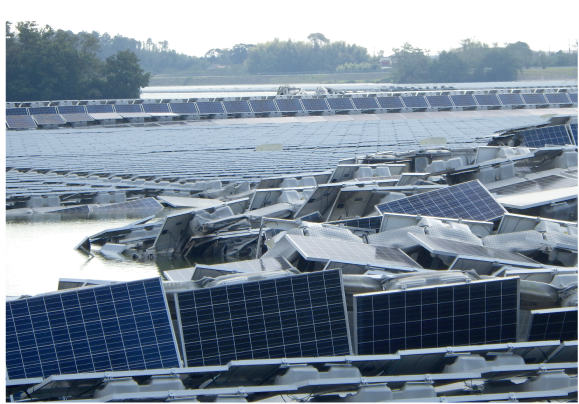 千葉県市原市水上設置型太陽光発電所損壊（2019年9月台風）