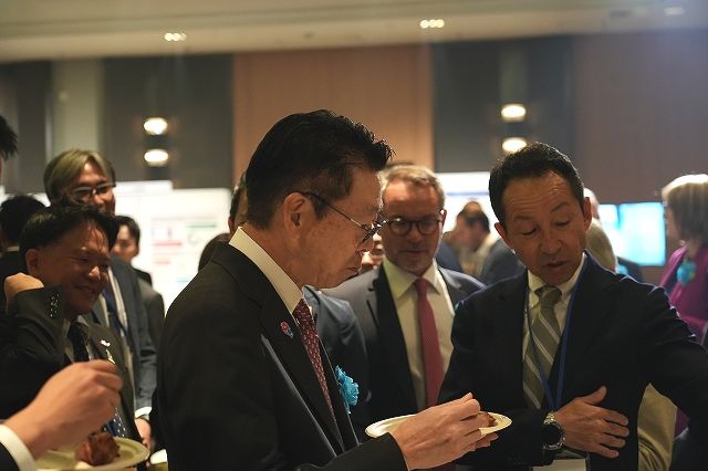 大臣の写真です