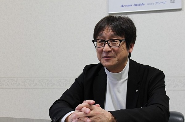 高山慎也さんの写真です。