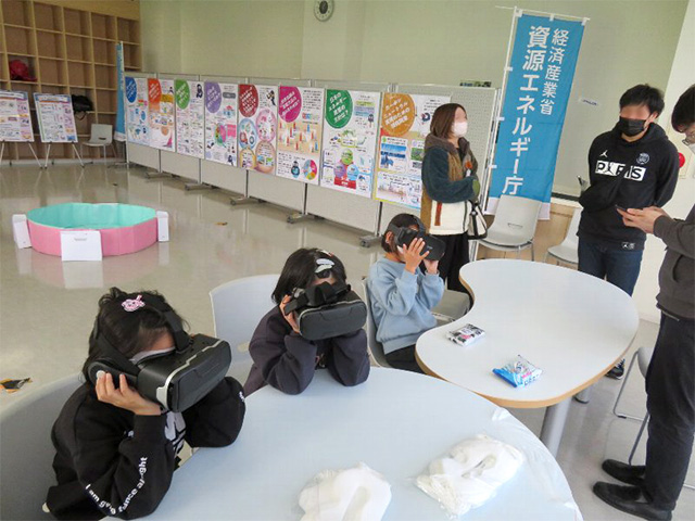 VR映像体験の様子