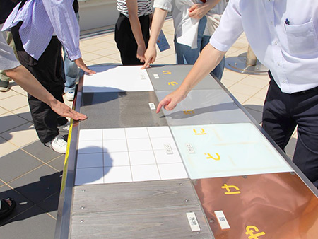 施設見学の様子1