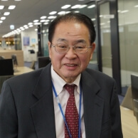 阿久津 亨 氏