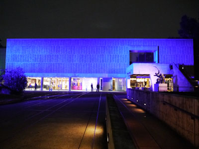 本年7月に世界遺産に登録された国立西洋美術館の本館もライトアップ。