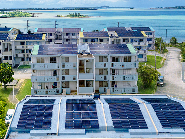 市営住宅40棟に太陽光発電設備